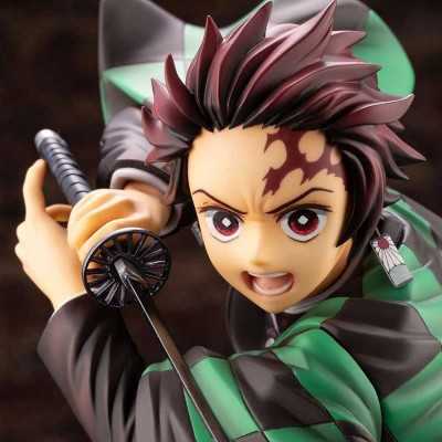 DEMON SLAYER - Tanjiro Kamado 1/8 PVC Statue 18 cm