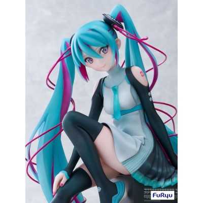 HATSUNE MIKU x MTV 1/7 Furyu PVC Figure 20 cm