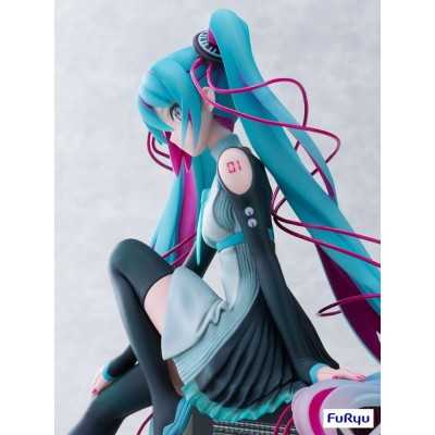 HATSUNE MIKU x MTV 1/7 Furyu PVC Figure 20 cm
