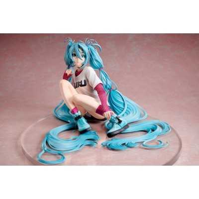 HATSUNE MIKU - 1/4 Yoneyama Mai The Latest Street Style "Cute" Stronger PVC Figure 17 cm