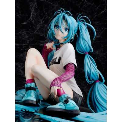 HATSUNE MIKU - 1/4 Yoneyama Mai The Latest Street Style "Cute" Limited Edition Stronger PVC Figure 17 cm