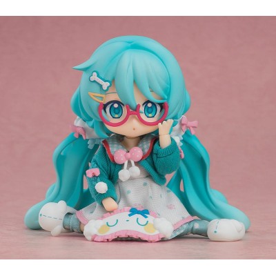 HATSUNE MIKU - Loungewear Outfit Ver. Character Vocal Series 01 Nendoroid Doll Action Figure 10 cm