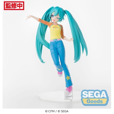 HATSUNE MIKU x LOVE AND BERRY DRESS UP AND DANCE! - Hatsune Miku Love Costume Ver. Desktop x Decorate Collections Sega PVC Figur