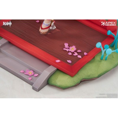 GENSHIN IMPACT - Yae Miko Astute Amusement Ver. Apex 1/7 PVC Figure 28 cm