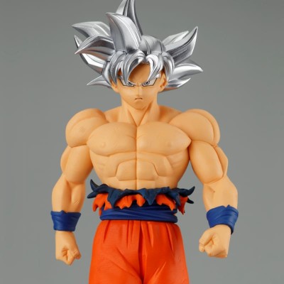 DRAGON BALL SUPER - Son Goku Ultra Instinct Solid Edge Works Banpresto PVC Figure 20 cm