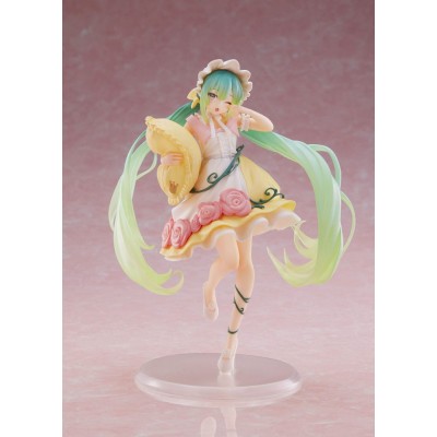 HATSUNE MIKU - Sleeping Beauty Wonderland Taito PVC Figure Reissue 18 cm