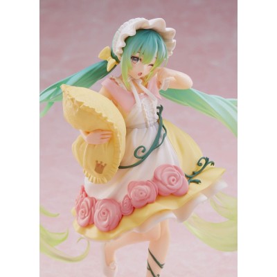 HATSUNE MIKU - Sleeping Beauty Wonderland Taito PVC Figure Reissue 18 cm