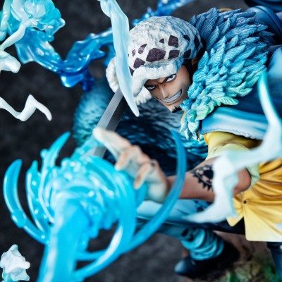 ONE PIECE - Trafalgar Law The Surgeon of Death Awaken Ver. Portrait Of Pirates WA-MAXIMUM Megahouse PVC Figure 27 cm