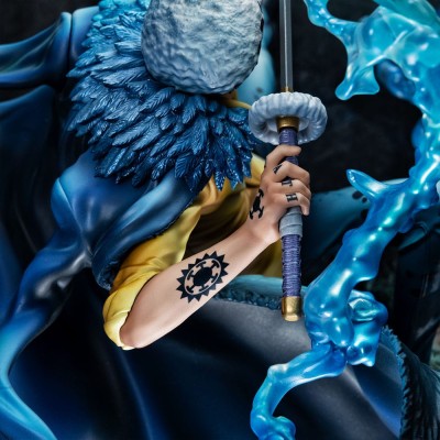 ONE PIECE - Trafalgar Law The Surgeon of Death Awaken Ver. Portrait Of Pirates WA-MAXIMUM Megahouse PVC Figure 27 cm