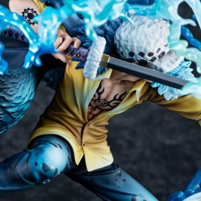 ONE PIECE - Trafalgar Law The Surgeon of Death Awaken Ver. Portrait Of Pirates WA-MAXIMUM Megahouse PVC Figure 27 cm