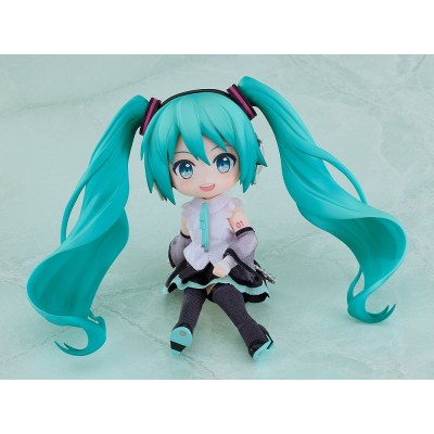PIAPRO CHARACTERS - Snow Miku: Yukiiro Pop Ver. Nendoroid Doll Action Figure 14 cm