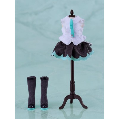 PIAPRO CHARACTERS - Snow Miku: Yukiiro Pop Ver. Nendoroid Doll Action Figure 14 cm