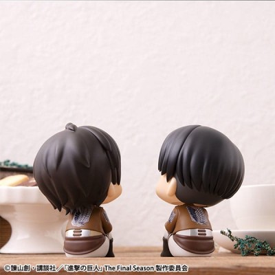 ATTACK ON TITAN - Eren Jaeger & Levi Set (with gift) Look Up Megahouse PVC Figure 11 cm