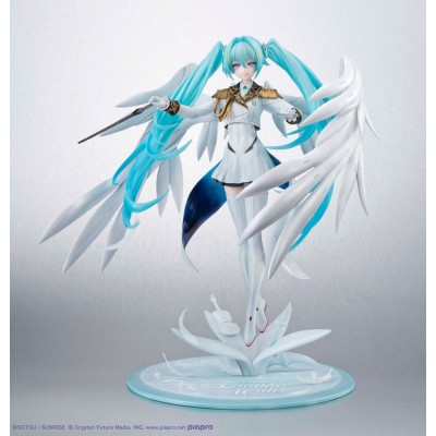 MOBILE SUIT GUNDAM X HATSUNE MIKU - Hatsune Miku x Wing Gundam Zero EW 45th Anniversary Lucrea MegaHouse PVC Figure 27 cm