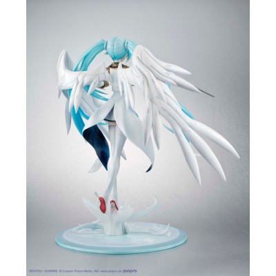 MOBILE SUIT GUNDAM X HATSUNE MIKU - Hatsune Miku x Wing Gundam Zero EW 45th Anniversary Lucrea MegaHouse PVC Figure 27 cm