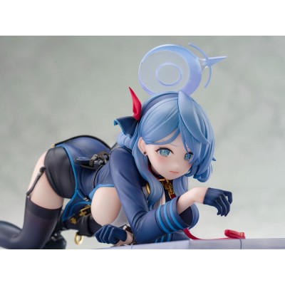 BLUE ARCHIVE - Ako Memorial Lobby Ver. 1/7 Ami Ami PVC Figure 23 cm