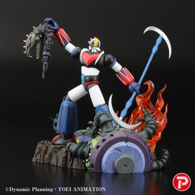 GRENDIZER – Grendizer a Cry of Victory Scene Selection 01 Plex PVC Figure 14 cm
