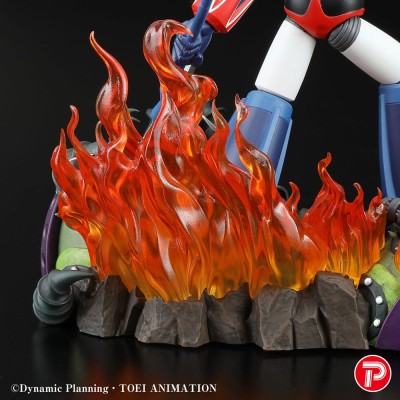 GRENDIZER – Grendizer a Cry of Victory Scene Selection 01 Plex PVC Figure 14 cm