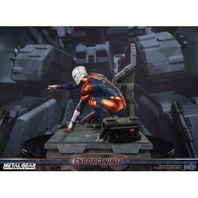 METAL GEAR SOLID - Cyborg Ninja Gray Fox Statue First 4 Figures PVC Figure 41 cm
