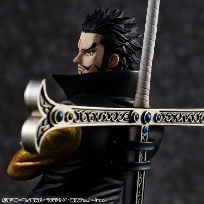 ONE PIECE - Hawk Eye Dracule Mihawk Ver. R P.O.P SA-MAXIMUM Megahouse PVC Figure 29 cm