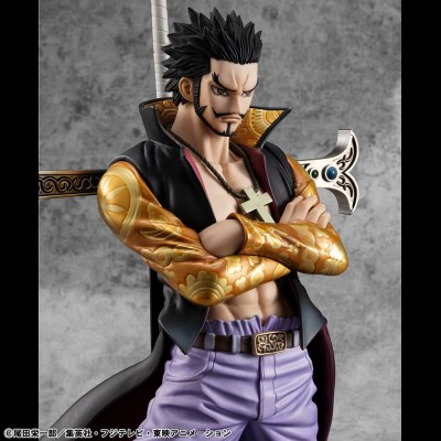 ONE PIECE - Hawk Eye Dracule Mihawk Ver. R P.O.P SA-MAXIMUM Megahouse PVC Figure 29 cm