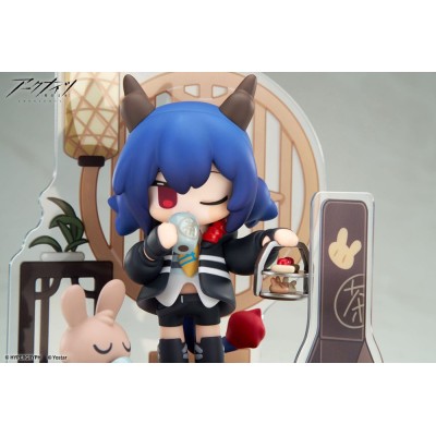 ARKNIGHTS - Ch'en Would You Like A Dessert? Mini Series APEX PVC Figure 11 cm