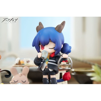 ARKNIGHTS - Ch'en Would You Like A Dessert? Mini Series APEX PVC Figure 11 cm