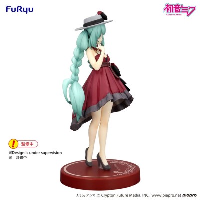 HATSUNE MIKU - Hatsune Miku Outing Dress Red Color Ver. Trio-Try-iT Furyu PVC Figure 19 cm