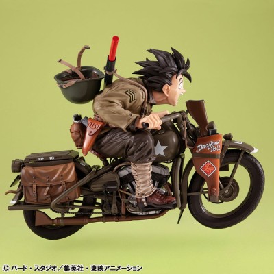 DRAGON BALL Z - Son Goku & Bike 05 Desktop Real McCoy Megahouse PVC Diorama 18 cm