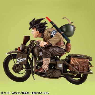 DRAGON BALL Z - Son Goku & Bike 05 Desktop Real McCoy Megahouse PVC Diorama 18 cm