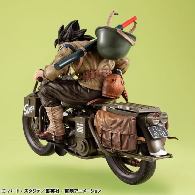 DRAGON BALL Z - Son Goku & Bike 05 Desktop Real McCoy Megahouse PVC Diorama 18 cm