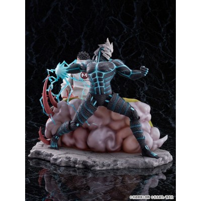 KAIJU NO.8 - Kaiju No.8 & Kafka Hibino SHIBUYA SCRAMBLE FIGURE 1/7 CyberZ PVC Figure 29 cm