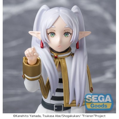 FRIEREN: BEYOND JOURNEY'S END - Frieren Poking Something Pm Perching Sega PVC Figure 10 cm