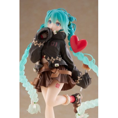 HATSUNE MIKU - Hatsune Fashion Outdoor Spring Ver. Taito PVC Figure 18 cm
