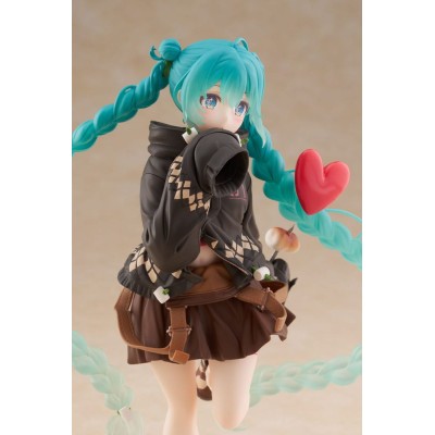HATSUNE MIKU - Hatsune Fashion Outdoor Spring Ver. Taito PVC Figure 18 cm