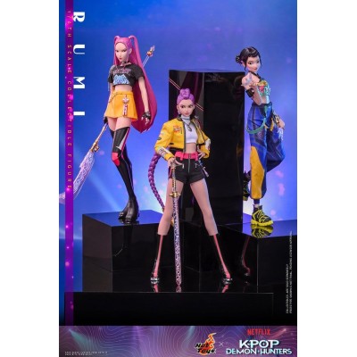 KPOP DEMON HUNTERS - Rumi 1/6 Hot Toys Action Figure 28 cm