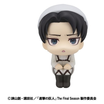ATTACK ON TITAN - Levi Cleaning Up Ver. & Mikasa Ackerman Look Up (with gift) Megahouse PVC Figure 11 cm