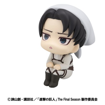 ATTACK ON TITAN - Levi Cleaning Up Ver. Look Up Megahouse PVC Figure 11 cm