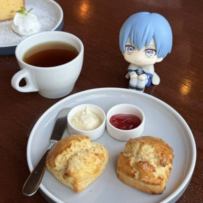 FRIEREN: BEYOND JOURNEY'S END - Himmel Look Up Megahouse PVC Figure 11 cm