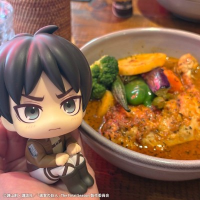 ATTACK ON TITAN - Eren Jaeger Grumpy Ver. Lookup Megahouse PVC Figure 11 cm