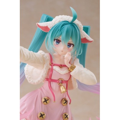 HATSUNE MIKU - Wonderland 1/7 Taito PVC Figure 18 cm