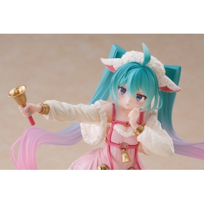 HATSUNE MIKU - Wonderland 1/7 Taito PVC Figure 18 cm