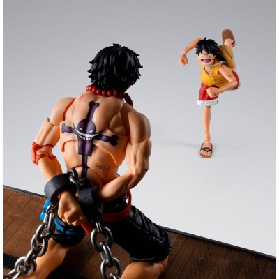 ONE PIECE - Portgas D. Ace -Marineford- S.H. Figuarts Action Figure 16 cm