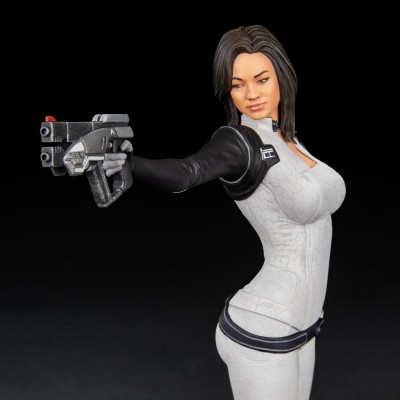 MASS EFFECT - Miranda Lawson PVC Figure 22 cm