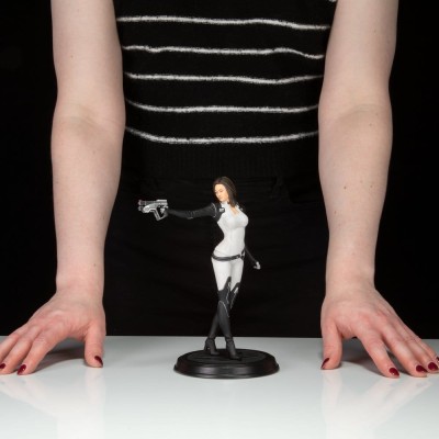 MASS EFFECT - Miranda Lawson PVC Figure 22 cm