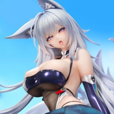 AZUR LANE - Shinano Moonlit Chrome Ver. Acrylic Special Edition w/Display 1/7 APEX PVC Figure 25 cm