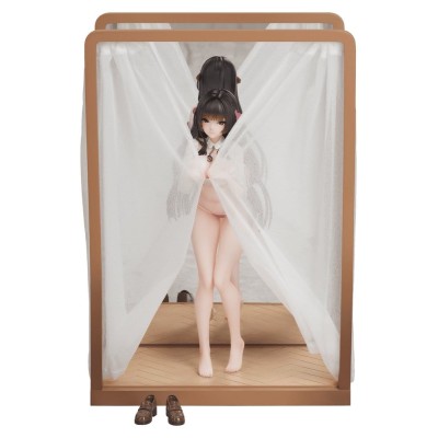 AZUR LANE - Trinidad Trapper in the Changing Room Ver. 1/8 Gift+ Myethos PVC Figure 23 cm
