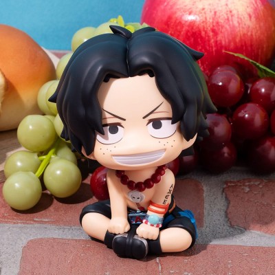 ONE PIECE - Portgas D. Ace Look Up (Re-run) PVC Figure 11 cm