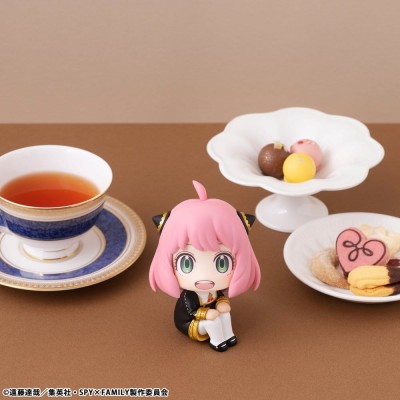 SPY X FAMILY - Anya Forger Look Up (Re-run) PVC Figure 11 cm