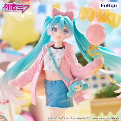 HATSUNE MIKU - Muchute Theme Park Date Version Furyu PVC Figure 19 cm